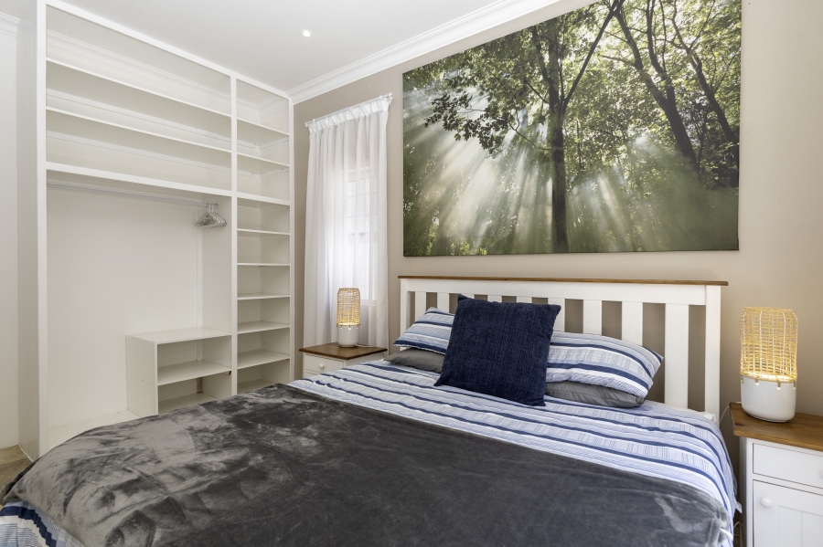 5 Bedroom Property for Sale in West Beach Eastern Cape